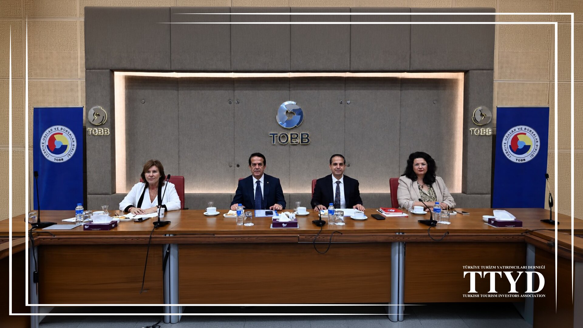 Başkanımız Oya Narin ve Genel Sekreterimiz Dr. Öykü Korkmaz, TOBB Türkiye Turizm Meclisi Toplantısı’na Katıldı