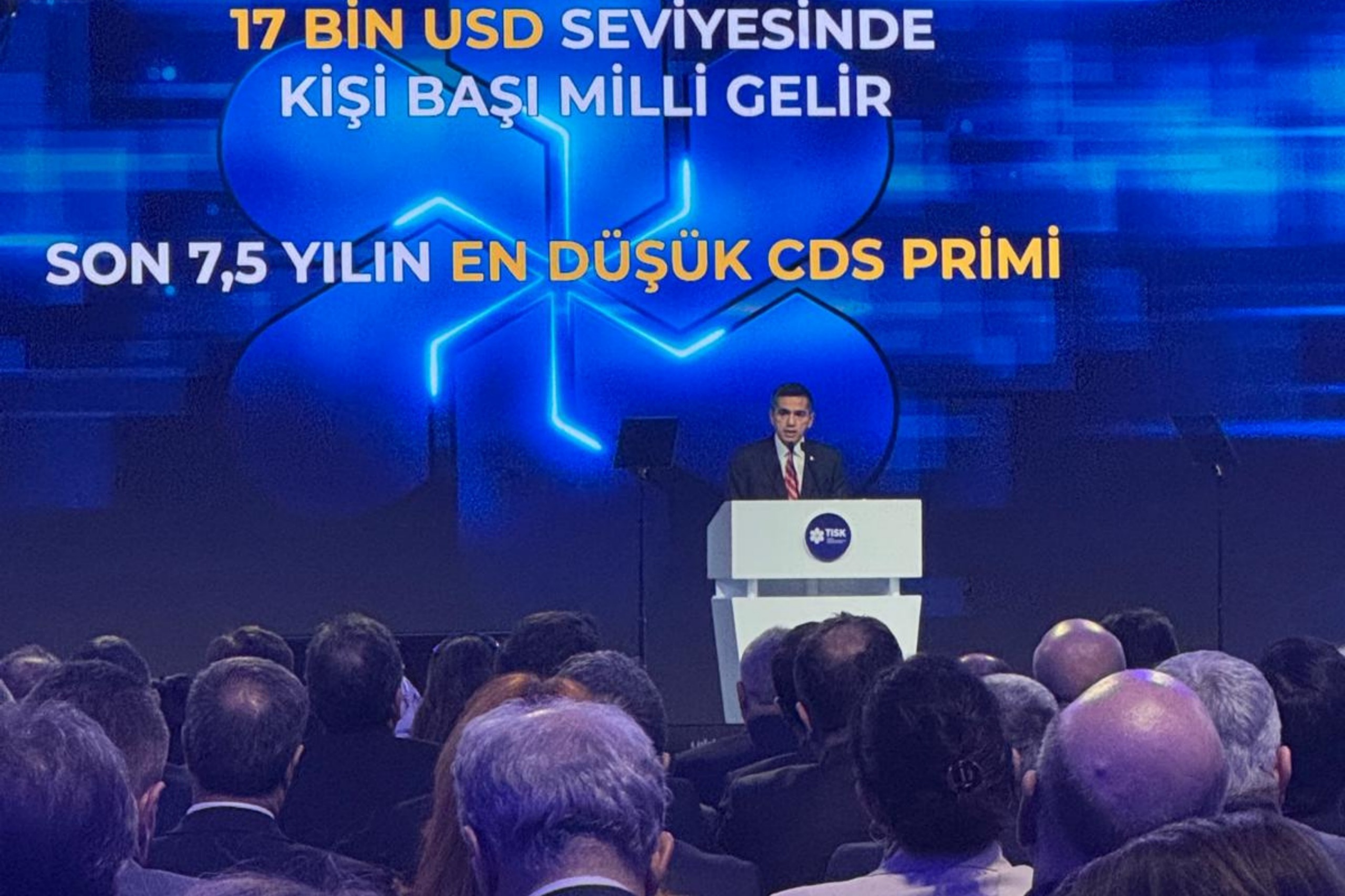 TTYD olarak Başkanımız Sayın Oya Narin ve Genel Sekreterimiz Sayın Dr. Öykü Korkmaz ile birlikte, Türkiye İşveren Sendikaları Konfederasyonu (TİSK) tarafından düzenlenen iki önemli programa katılım sağladık. 3